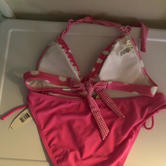 Bikini - Picture 2 of 3